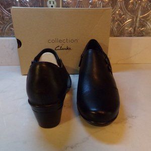CLARKS BLACK ESMLIE WARREN BOOTIES 8W NWT *CHARITY SALE*